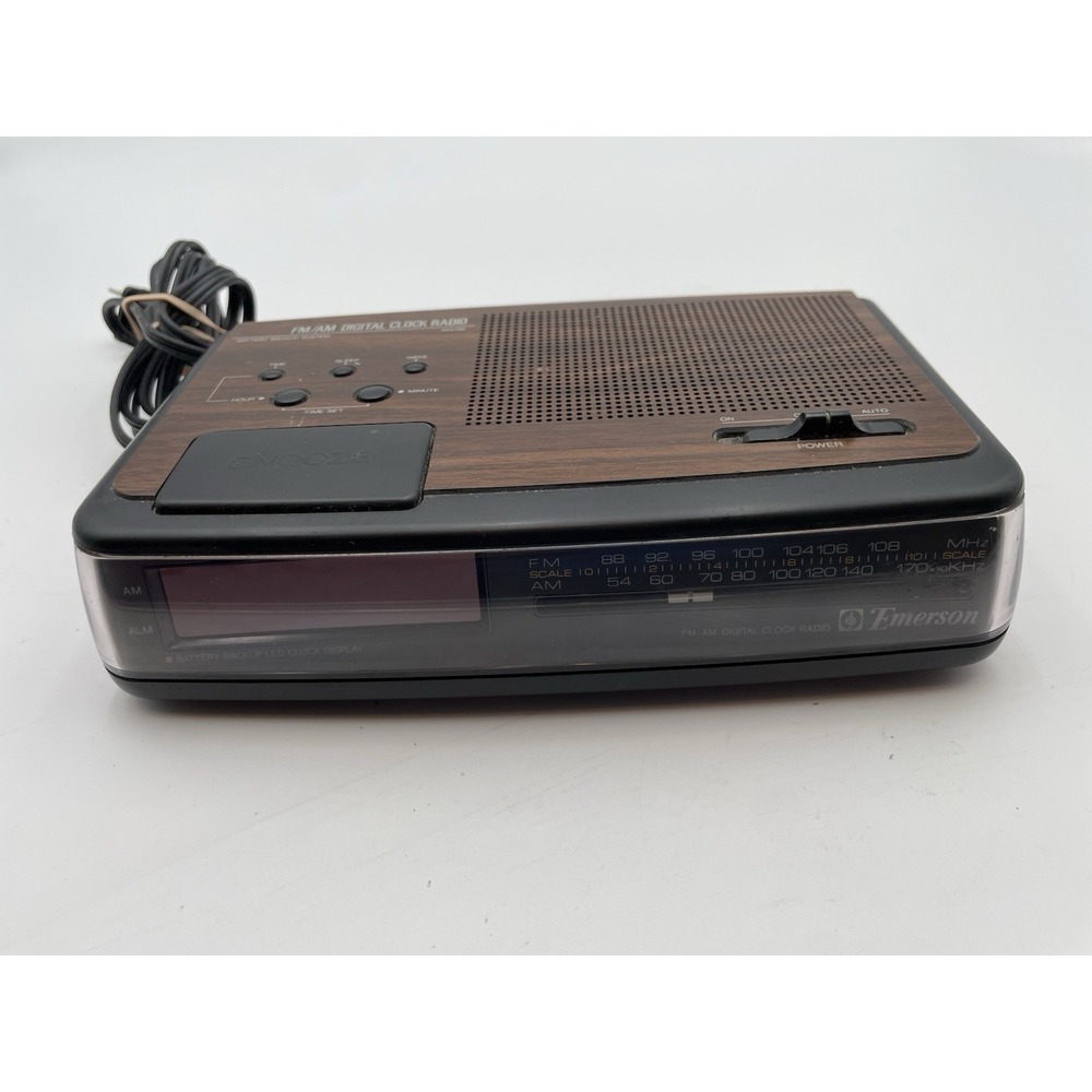 Vintage Emerson AM/FM Clock Radio / Dual Alarm System Model AK2720  TESTED  READ